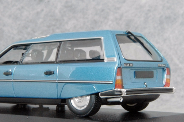 * 1/43 Citroen = CX Break / 1980 blue metallic = Citroen