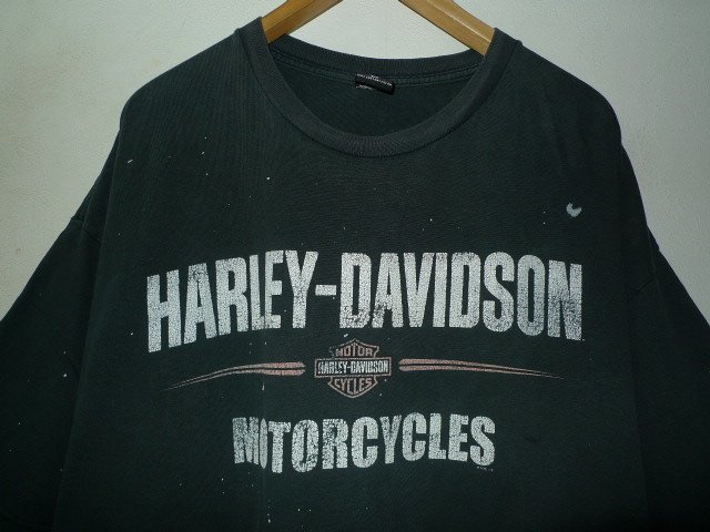 ◆HARLEY-DAVIDSON 2001 バッファロー ハーレーダビッドソン　希少 ロゴプリント Tシャツ 黒 サイズ3XL　汚れダメージ薄れあり_画像2