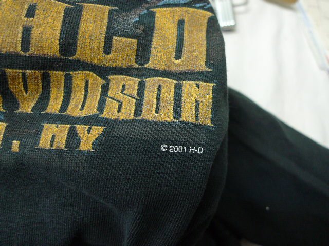 ◆HARLEY-DAVIDSON 2001 バッファロー ハーレーダビッドソン　希少 ロゴプリント Tシャツ 黒 サイズ3XL　汚れダメージ薄れあり_画像6