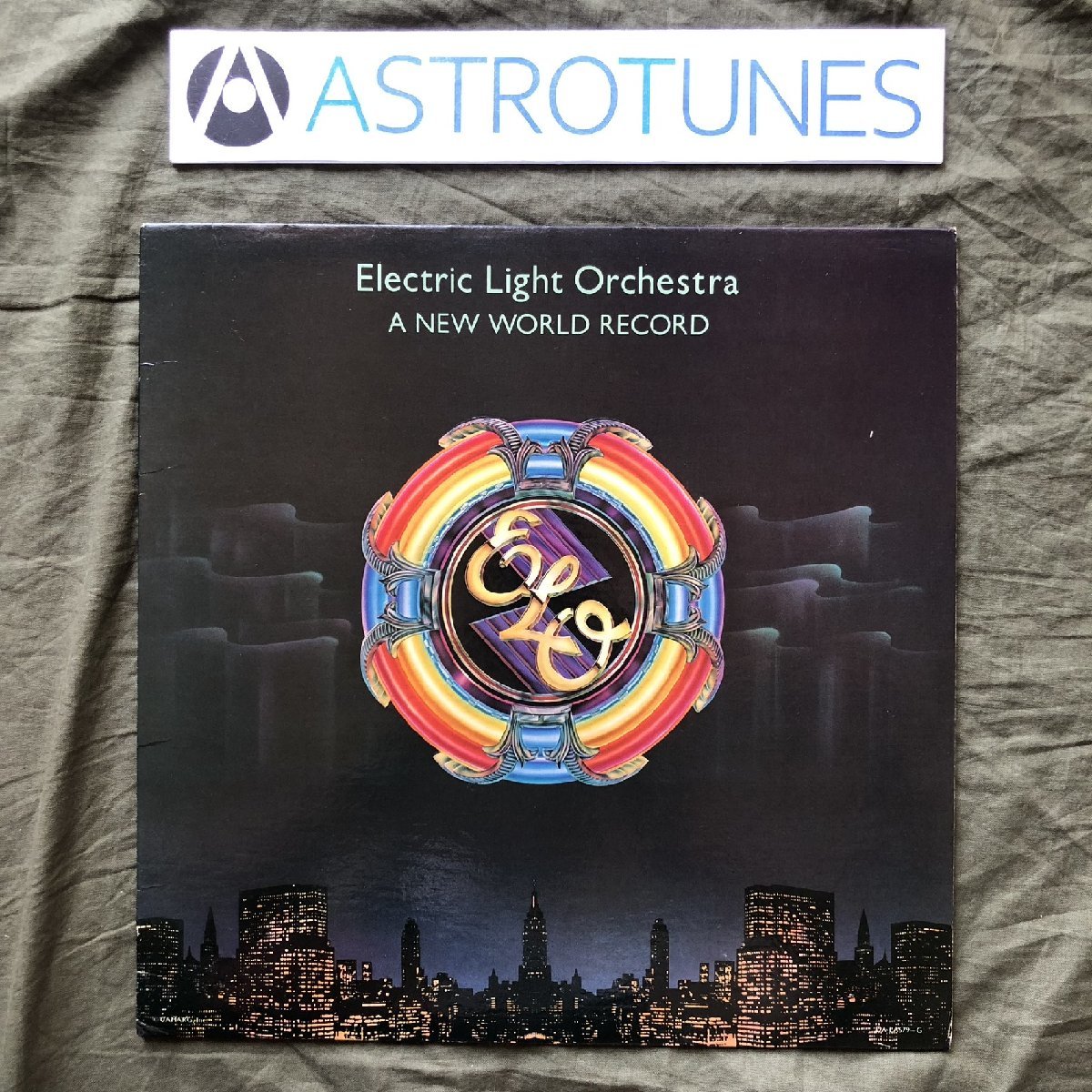 1976年 米国盤 Electric Light Orchestra (ELO) LPレコード オーロラの救世主 A New World Record 名盤 ロック Jeff Lynn,Telephone Line_画像1