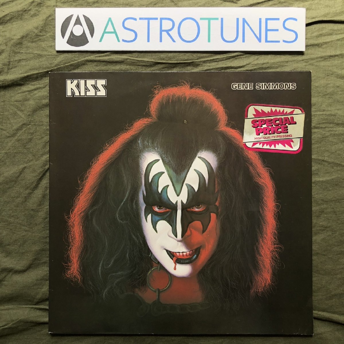 傷なし美盤 1980年 ドイツ盤 ジーン・シモンズ Gene Simmons LPレコード S/T: Joe Perry,Bob Seger, Rick Nielsen,Helen Reddy,Janis Ian_画像1