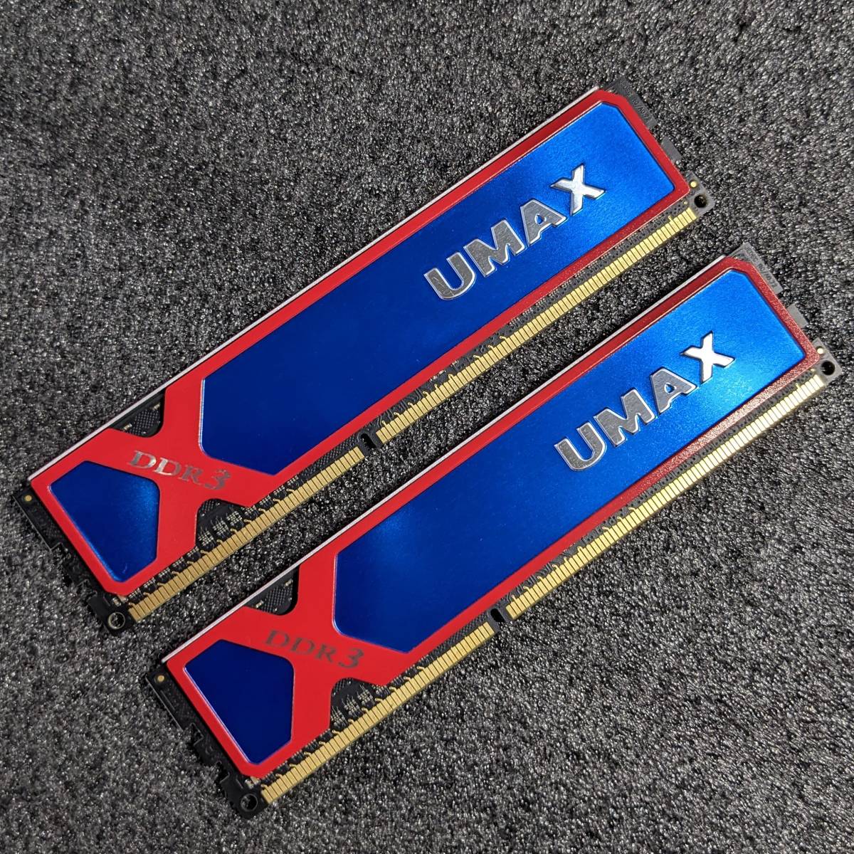 【中古】DDR3メモリ 8GB(4GB2枚組) UMAX UM-DDR3D-1600-8GBHS [DDR3-1600 PC3-12800]_画像1