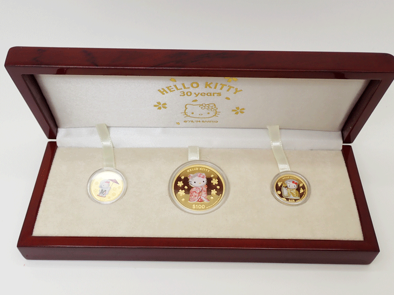 祝30周年記念 ハローキティ ＫＡＢＵＫＩ金貨 3枚セット 999.9 純金 1oz×１枚 1/4oz×2枚 雪姫 八重垣姫 鷺姫 送料無料！！の画像2