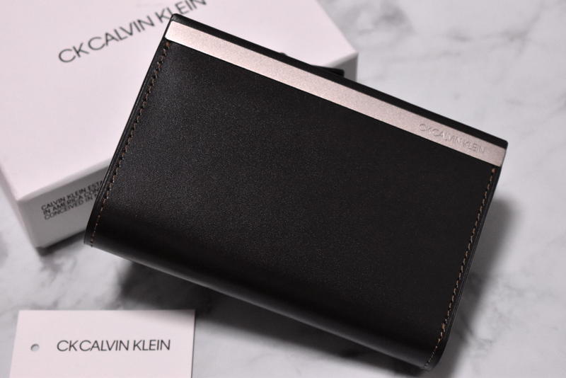 【即決】新品 CK CALVIN KLEIN トップ セミ長財布 定価19800円 816664 ブラウン IKETEI イケテイ カルバンクライン ◆