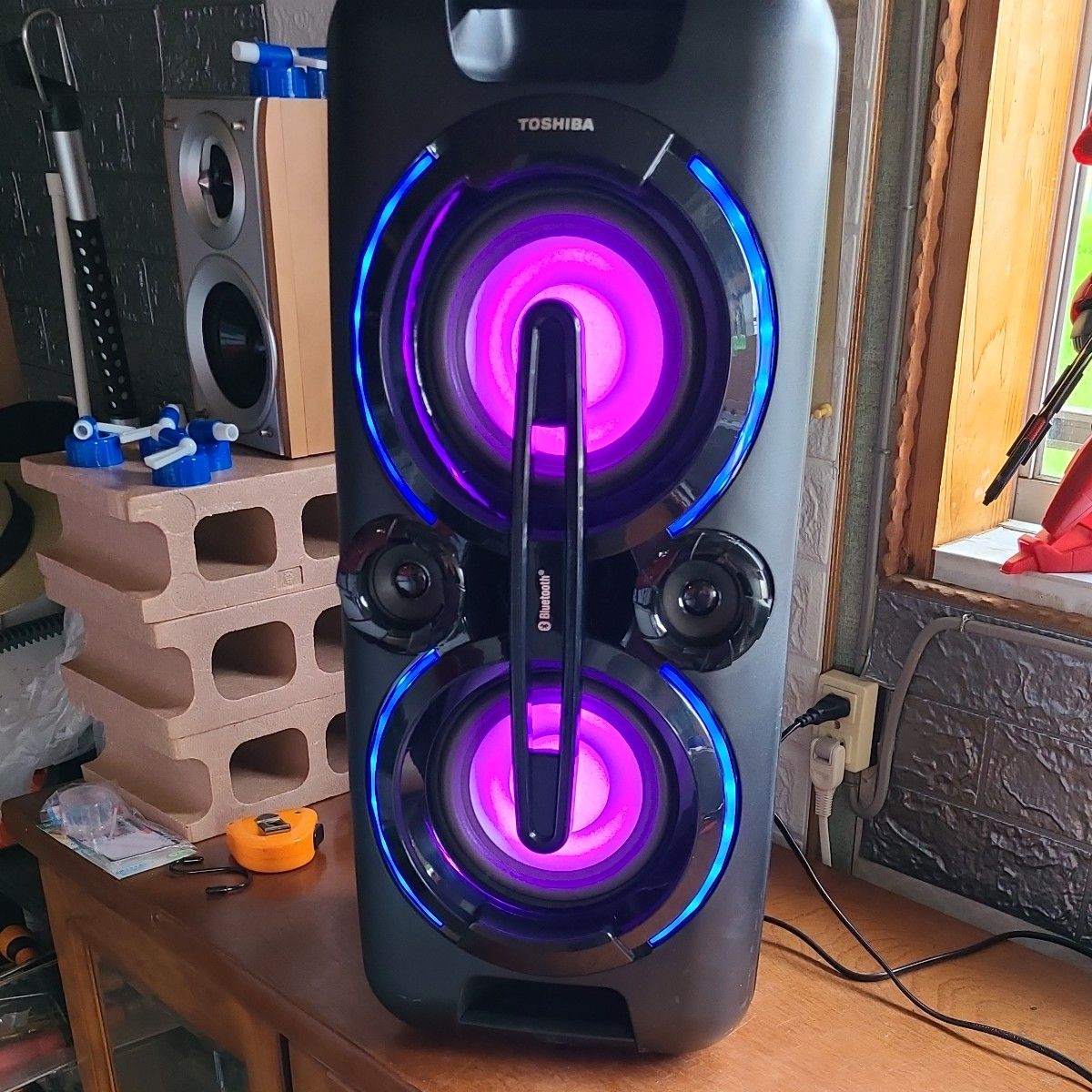 TOSHIBA TY-ASC60 Blutooth スピーカー ポータブルサウンド TOSHIBA TY-ASC60 Blutooth スピーカー ポータブルサウンド