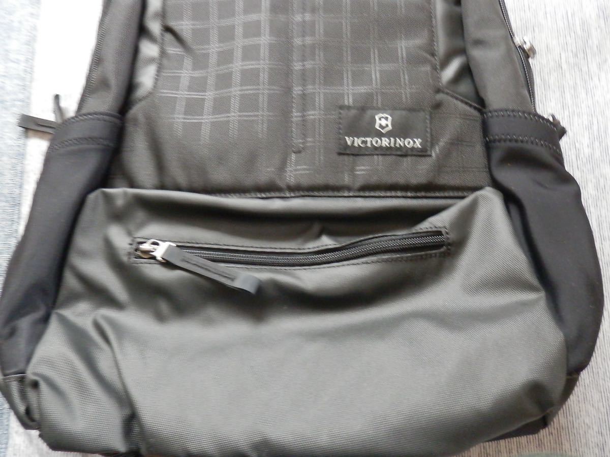 Victorinox Altmont Padded Laptop Backpack ラップトップ★バックパック★黒★ナイロン★リュック　未使用美品*TS506_画像2