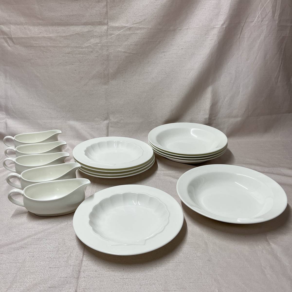 いラインアップ Noritake China ディナーセット カレーセット 3種各5客