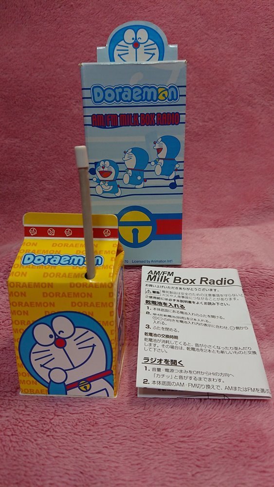 ◆ドラえもん【AM-FM ミルクボックス ラジオ】動作品★2001年/サイズ：W60×H145×D60mm★★★◆の画像1