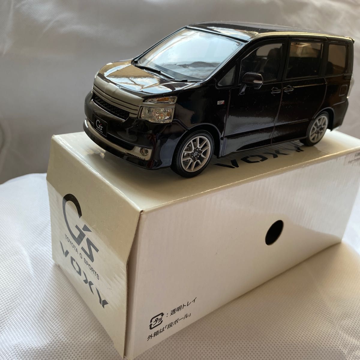 1/24 トヨタ ヴォクシー VOXY G’s 70系 ミニカー カラーサンプル ボルドーマイカメタリック