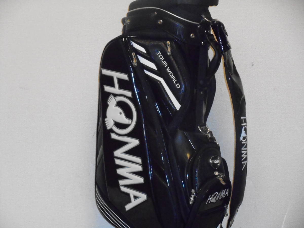 二手非常受歡迎的HONMA TOUR WORLD 9.0型運動員旅遊車型（BKxWH） 原文:中古 超大人気 HONMA TOUR WORLD 9.0型 アスリートツアープロモデル スタンド (BKxWH)