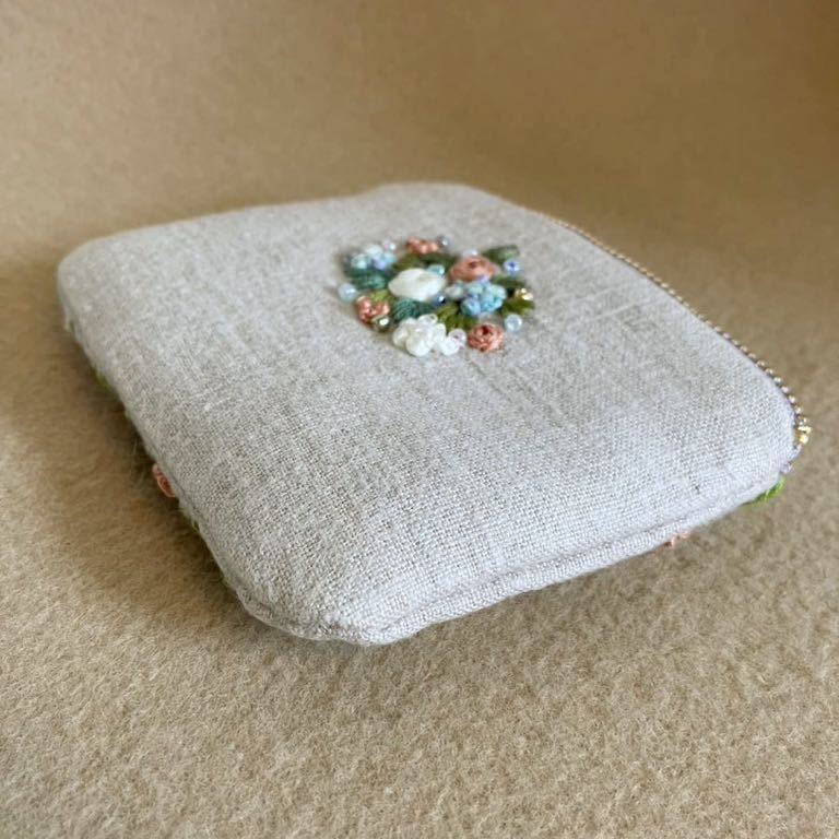 [479] ハンドメイド 手刺繍 ぺたんこ ポーチ お花 小物入れ リネン _画像5