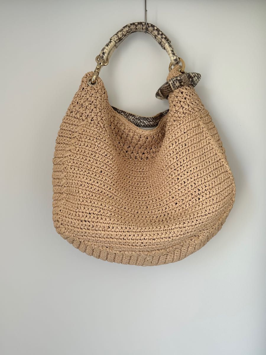 美品 ジミーチュウ カゴバッグ ショルダーバッグ ラフィア 美品 ジミーチュウ カゴバッグ ショルダーバッグ ラフィア