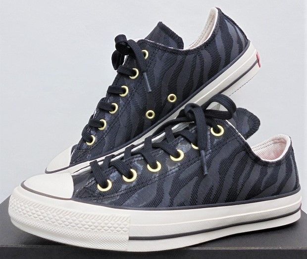 一番の STAR ALL ★2022春夏★CONVERSE 100 (オールスター 100 ジャカードタイガー)ブラック24.5(大き目) OX JACQUARDTIGER 24.5cm 一番の STAR ALL ★2022春夏★CONVERSE 100 (オールスター 100 ジャカードタイガー)ブラック24.5(大き目) OX JACQUARDTIGER 24.5cm