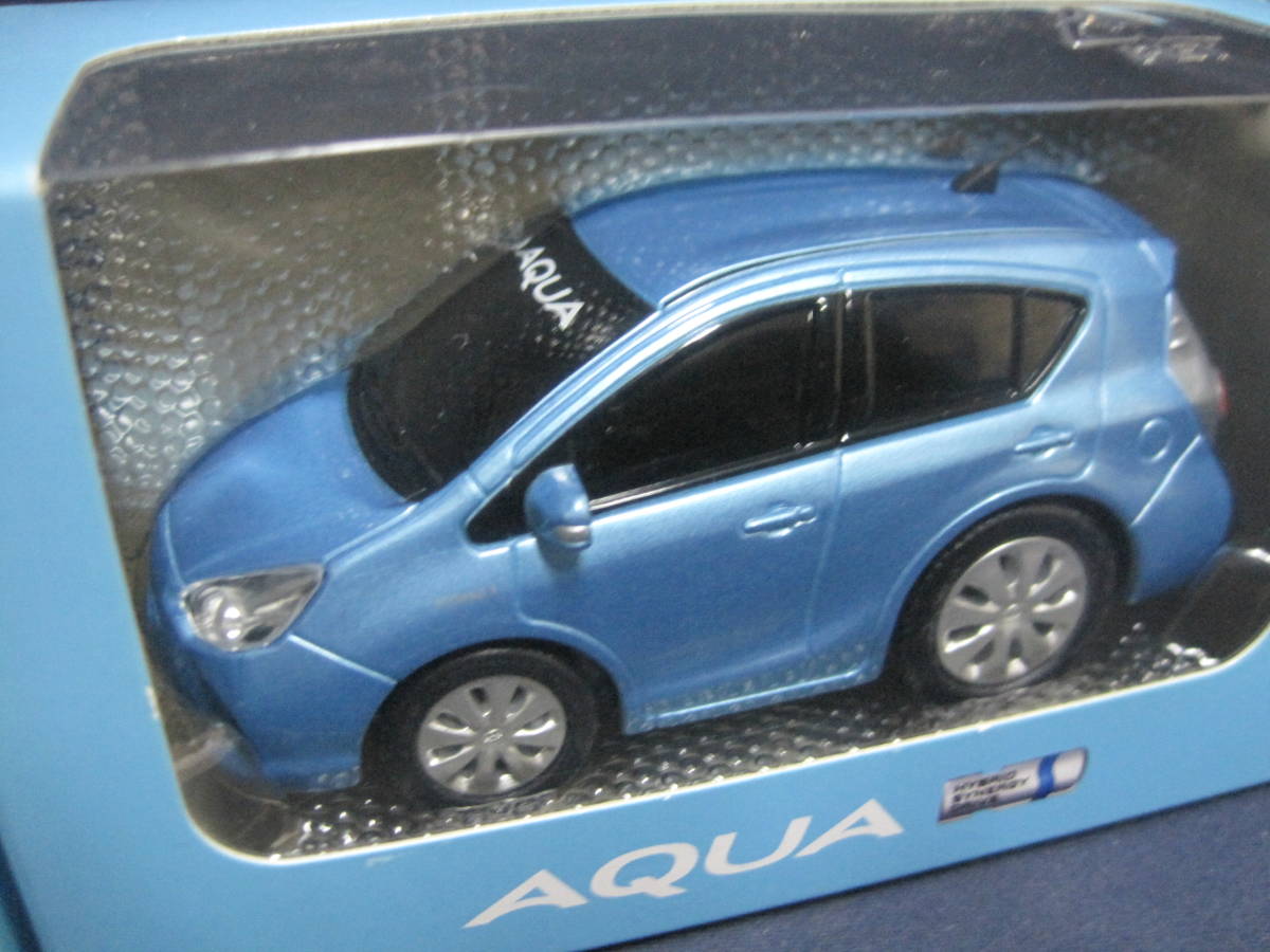 【J208】未使用　非売品 3個セット TOYOTA AQUA 　トヨタ　アクア　プルバックカー ブラック　ブルー　シルバー_画像4