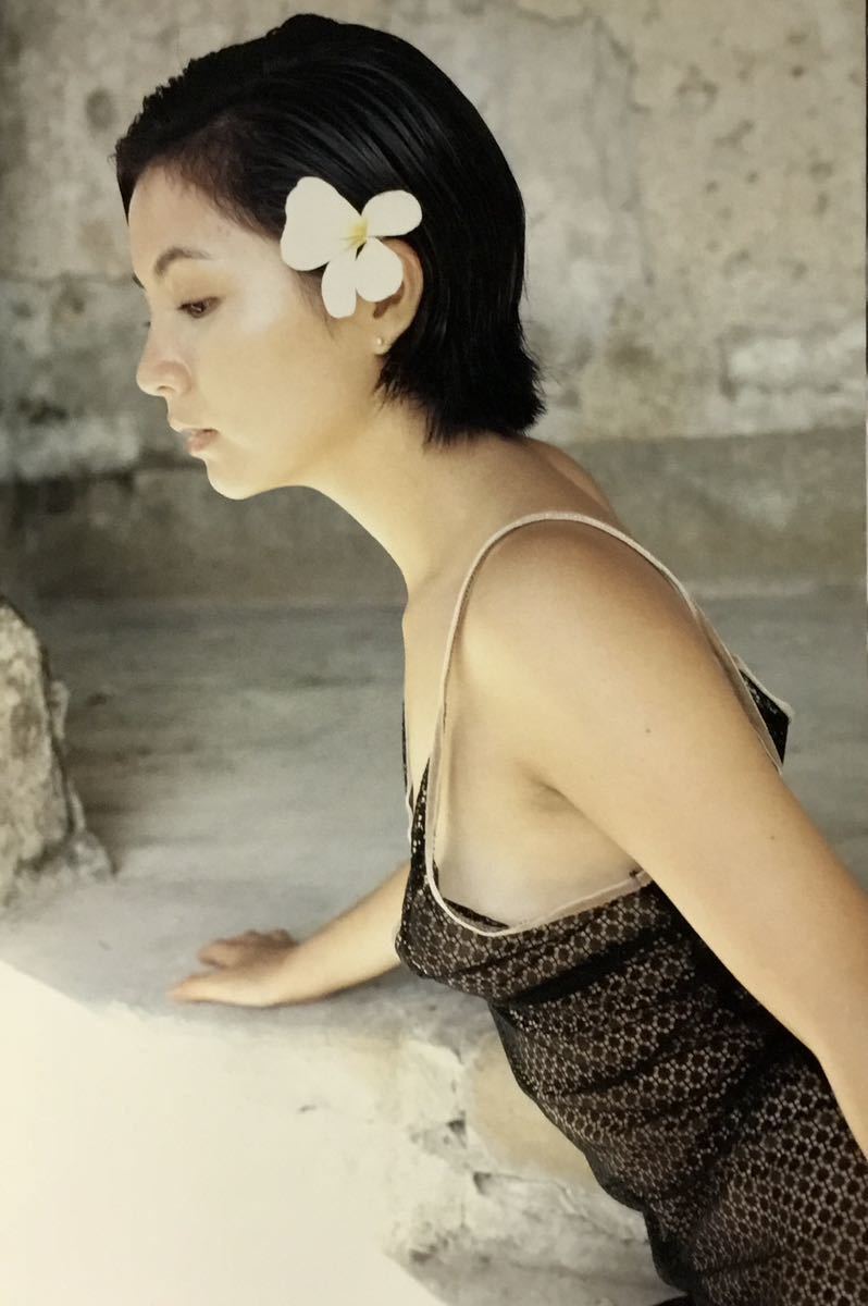 ☆ 吉本多香美写真集Surfacing 美女美乳美尻手ぶら下着送料210 ☆ 吉本多香美写真集Surfacing 美女美乳美尻手ぶら下着送料210