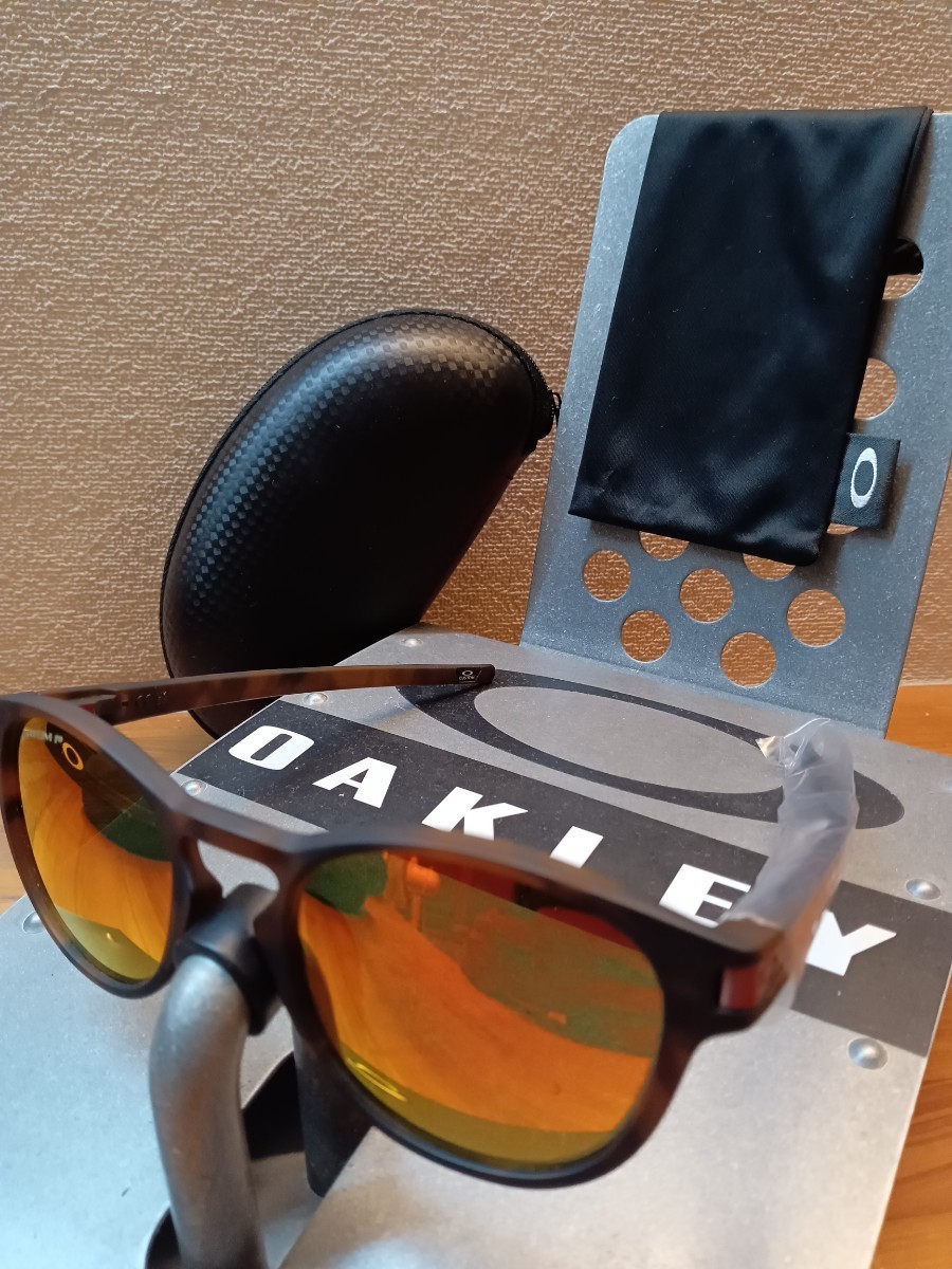 【美品♪偏光♪】プリズム偏光/オークリー / OAKLEY/LATCH / ラッチ/検サングラス　釣り　ランニング　自転車