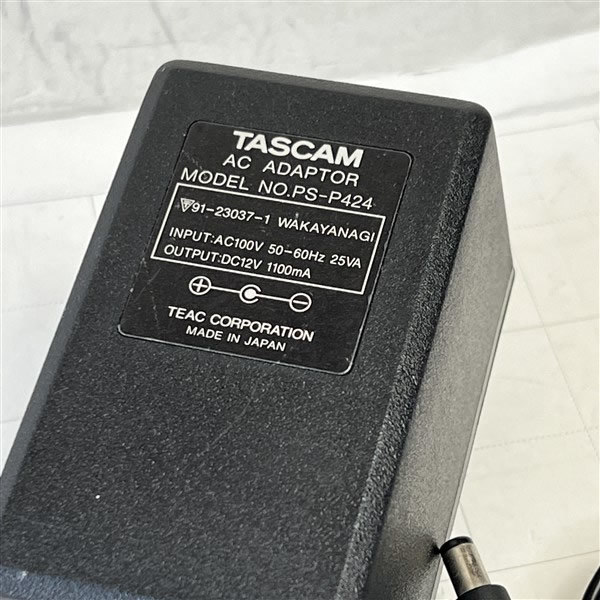 TASCAMタスカム カセットMTR用ACアダプター PS-P424　12V 1100mA_画像2