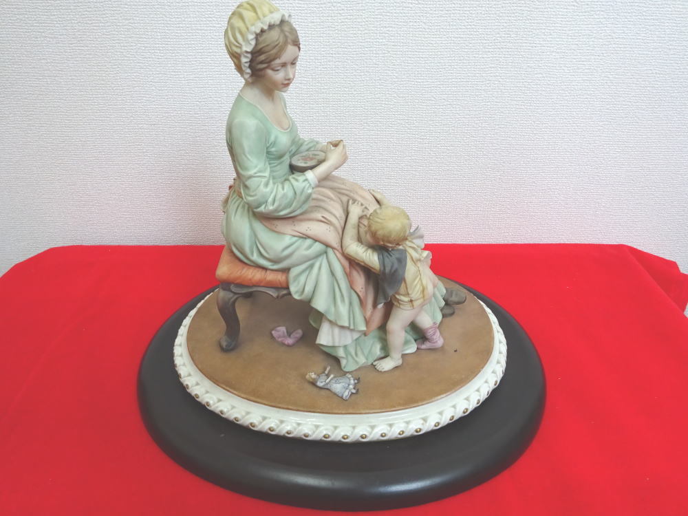 □□CAPODIMONTE/カポディモンテ フィギュリン ポーセリン 陶磁器人形