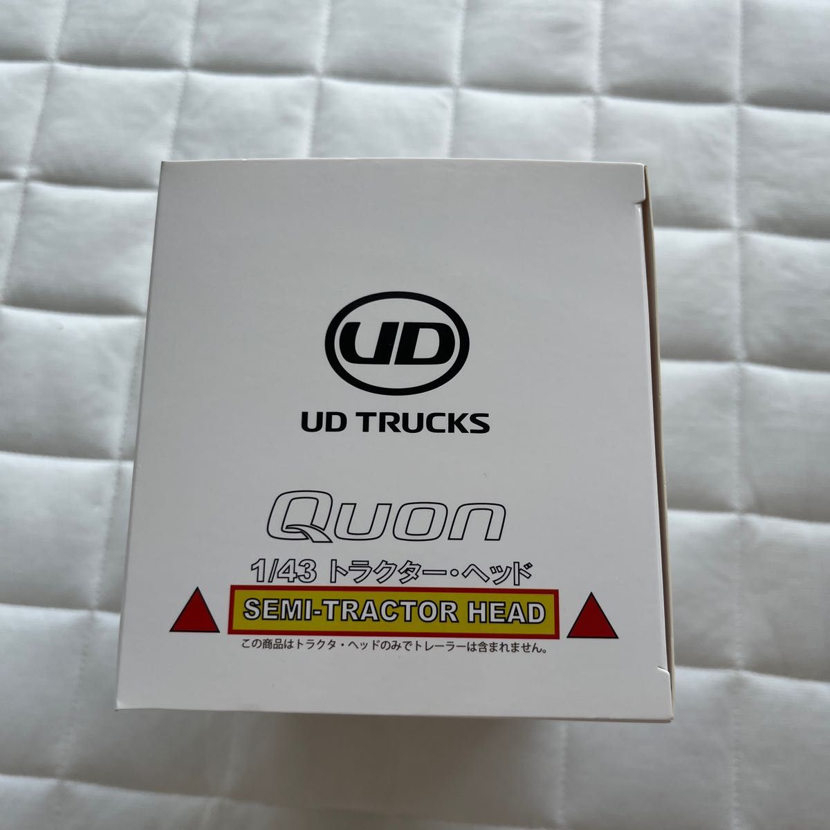 UD TRUCKS クオン UDトラックス  トラクターヘッド 冷凍｜PayPayフリマ