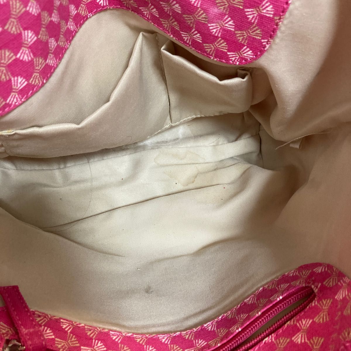 アンテプリマ　バッグ　布　ピンク　激レア　非売品　当選してレアのバッグが当たりました
