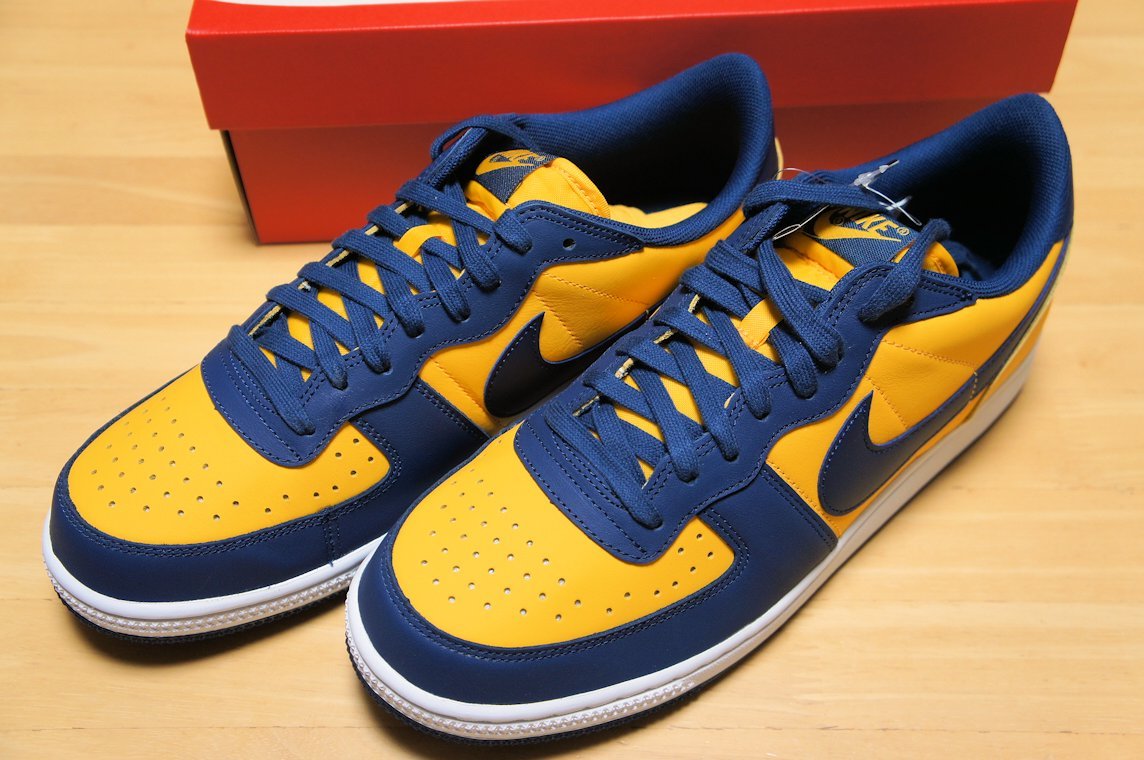 新品未使用】ナイキ ターミネーター ロー ミシガン Nike Terminator