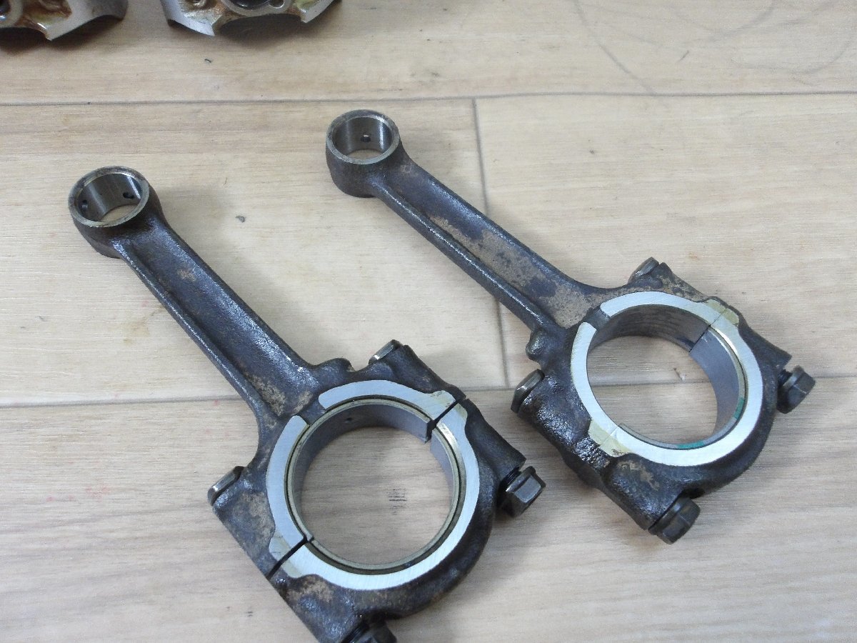 中古入庫ホンダ純正VTR250エンジンパーツ　コンロッド＆piston　実働取_画像4