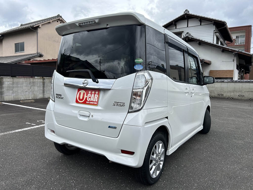 車検２年付★日産★デイズルークス◆ＤＢＡ－Ｂ２１Ａ★装備充実★人気のハイウェイスター★福岡_外装は人気色のパールホワイトです！