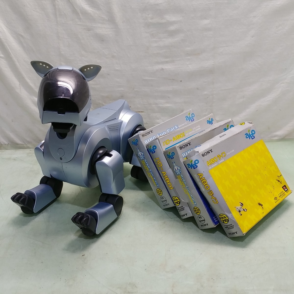ソニー SONY バーチャルペット AIBO アイボ ERS-210 ロボット ペット-
