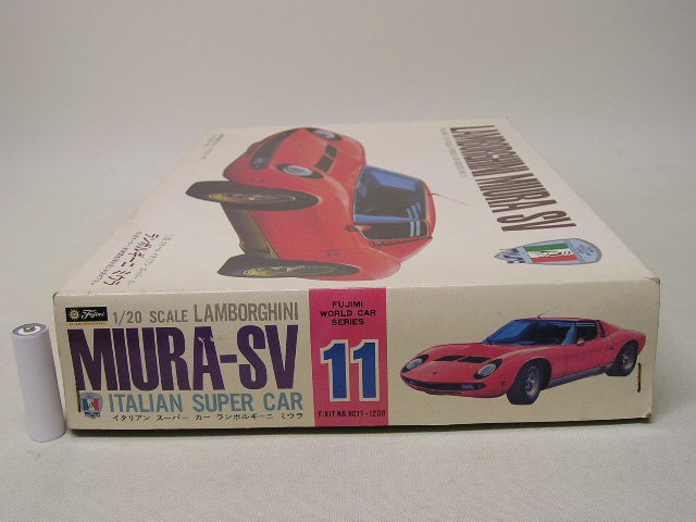 # Fujimi 1/20 итальянский суперкар Lamborghini Miura -SV