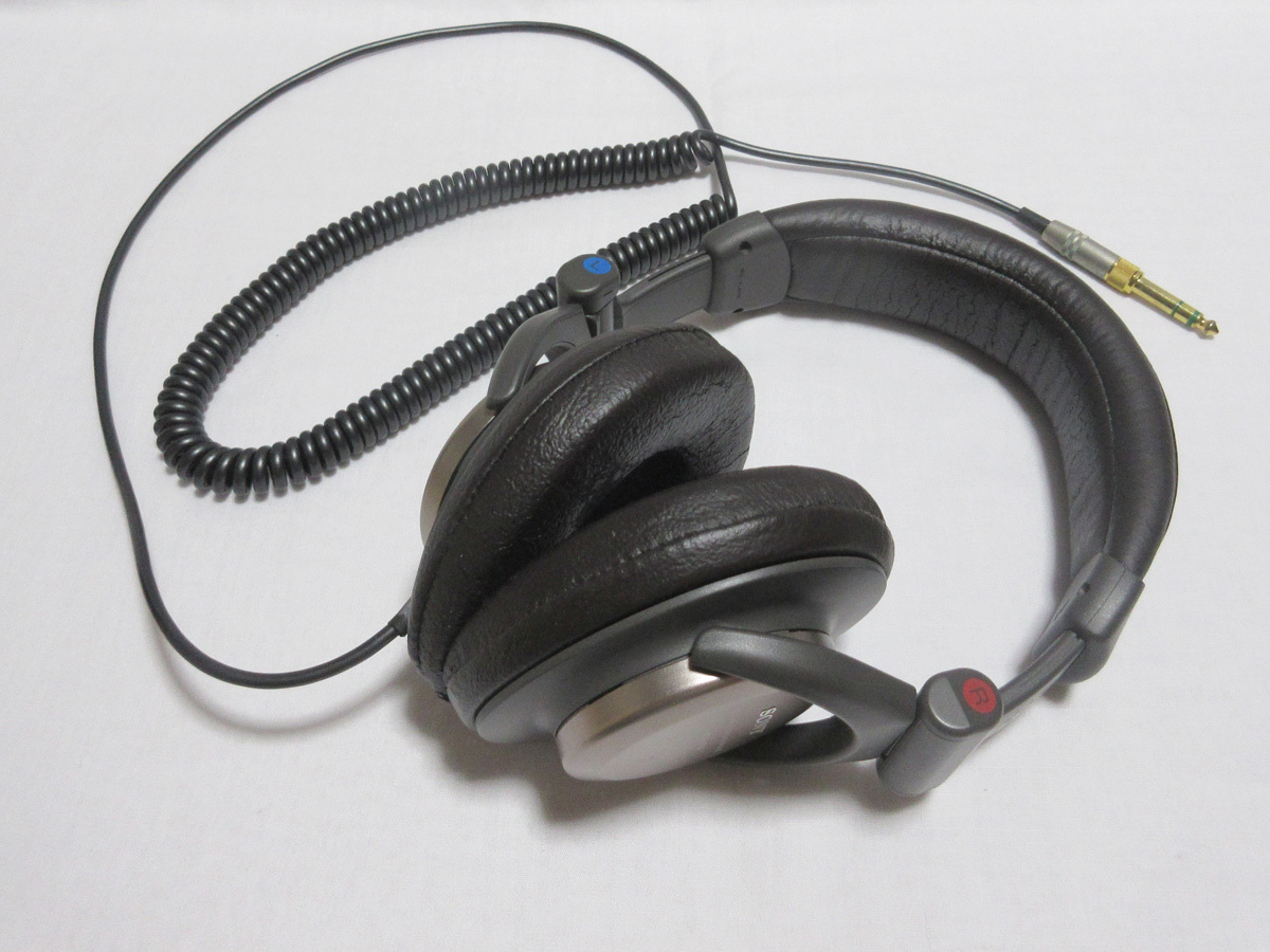 SONY MDR-Z900▼密閉型ダイナミックヘッドホン [ソニー,ヘッドフォン]【音出し確認済み中古品】_画像2