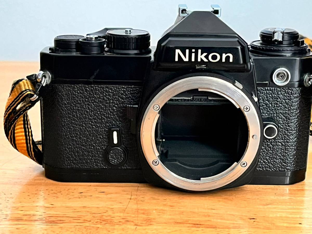 Nikon FE 黒 ボディ ブラック MF 一眼レフ カメラ 本体 比較的キレイ フィルムカメラ_画像2