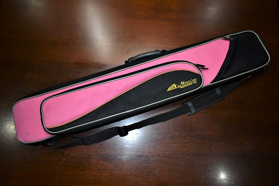 Mezz cues billiards cue case 3 bat 5 shaft black / pink 