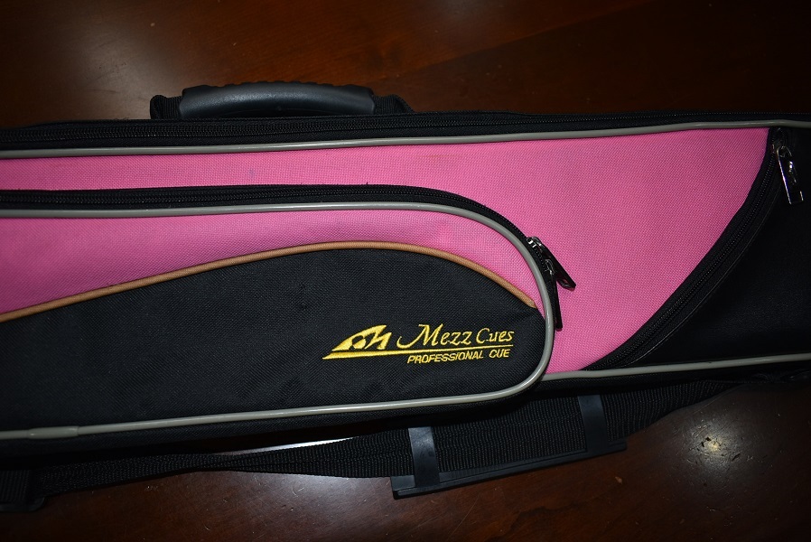 Mezz cues billiards cue case 3 bat 5 shaft black / pink 