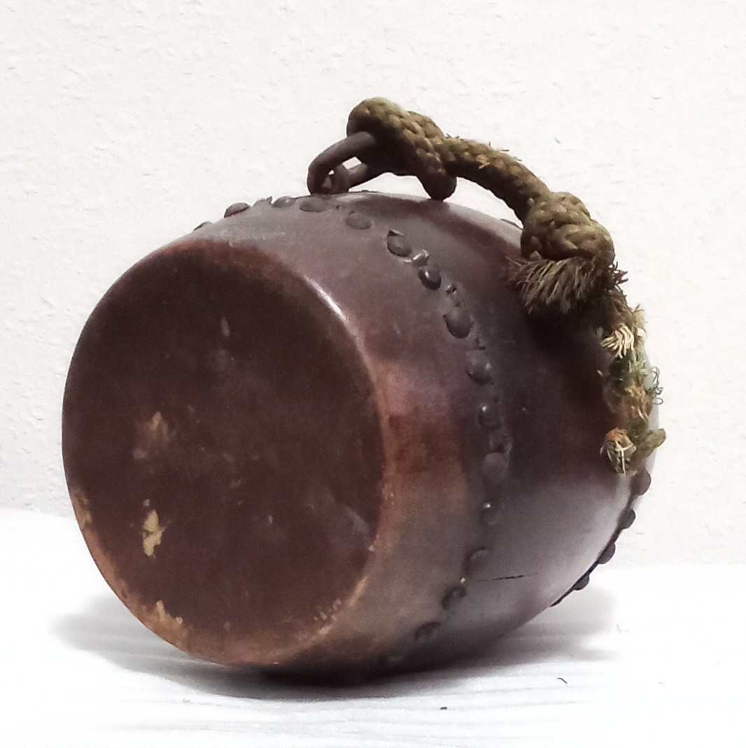 * delivery. old small ... futoshi hand drum ( Edo era ). thing traditional Japanese musical instrument ornament decoration thing 