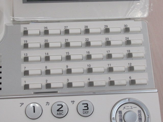 ΩZV3 624 o 保証有 Saxa TD820(W) サクサ PLATIAⅡ 30ボタン標準電話機 20年製 4台セット 綺麗・祝10000！取引突破!!_画像4