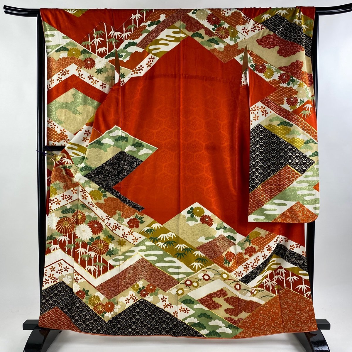 日本限定モデル】 振袖 身丈163cm 裄丈67cm M 袷 菊 松竹梅 金糸 金彩