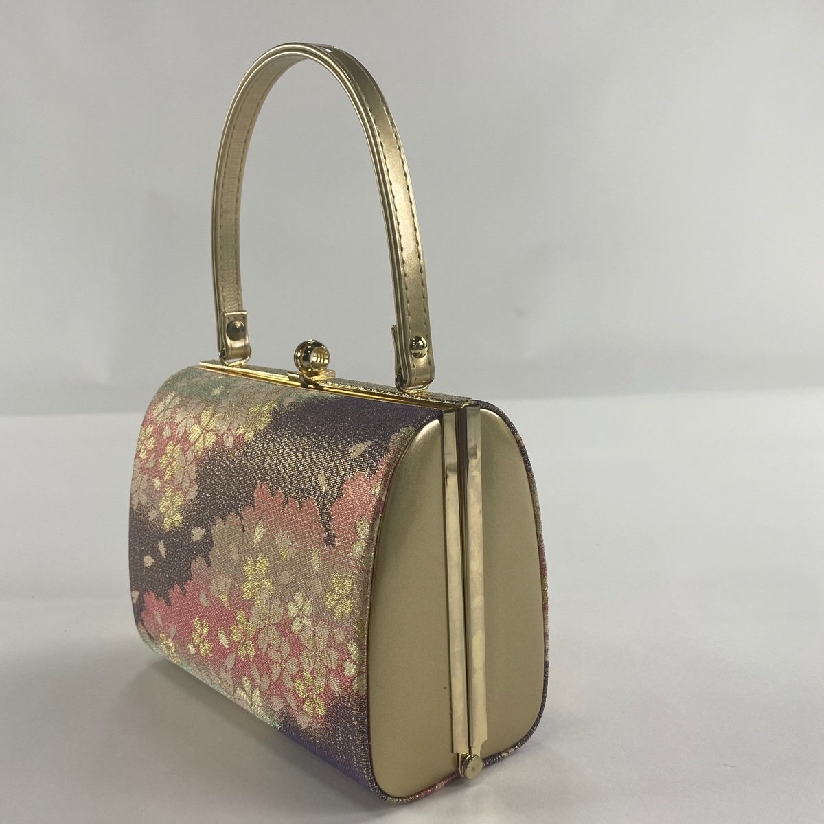 いいスタイル 金糸 桜の花びら 桜 フォーマル 優品 美品 和装バッグ 箔