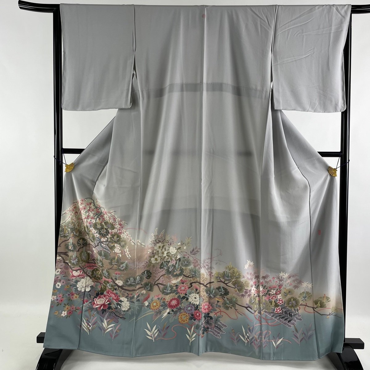 おすすめ】 裄丈65cm 身丈166cm 袷 灰色 ぼかし 染分け 花筏 松 一つ紋