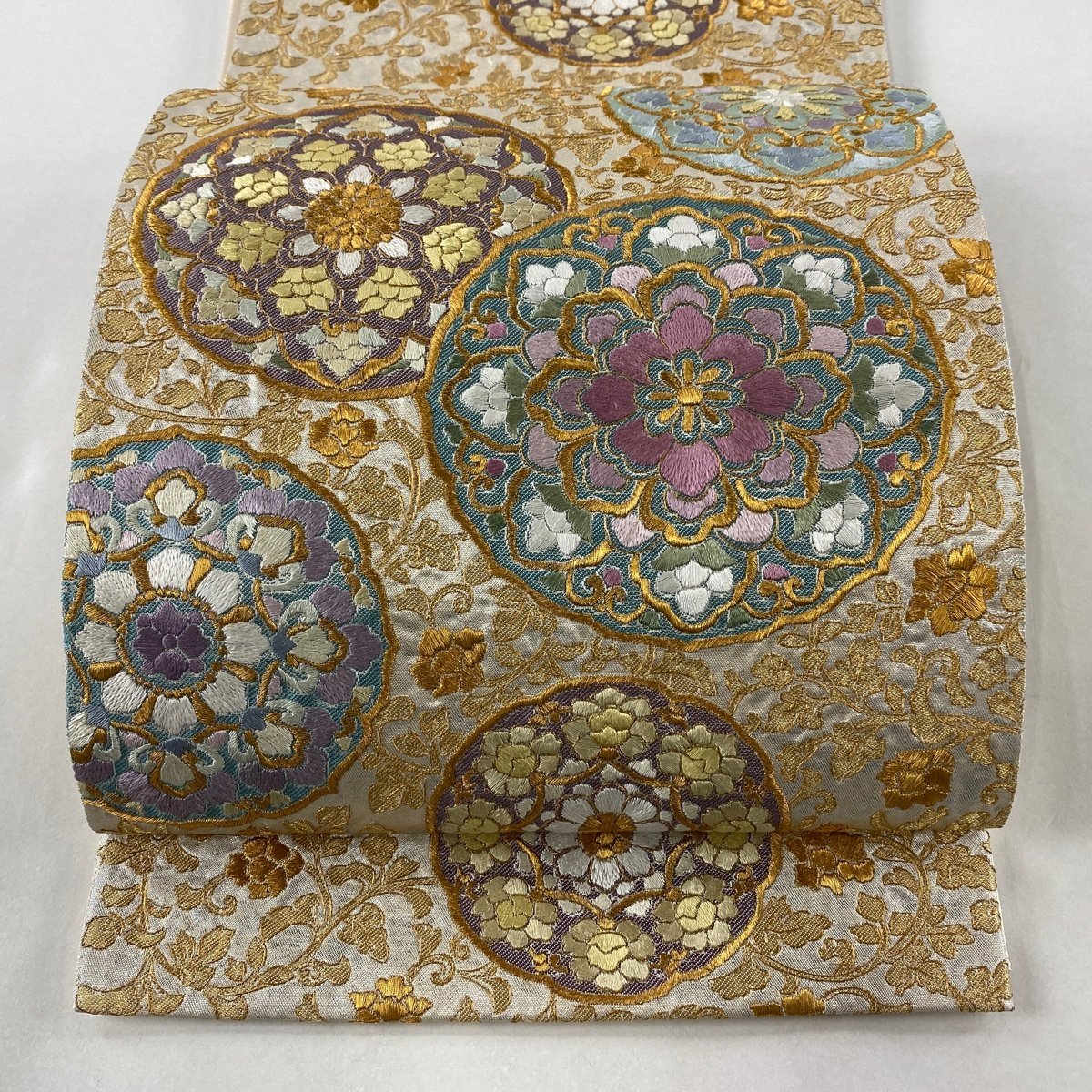 ランキングや新製品 刺繍 金糸 草花 華文 逸品 美品 袋帯 銀色 【中古