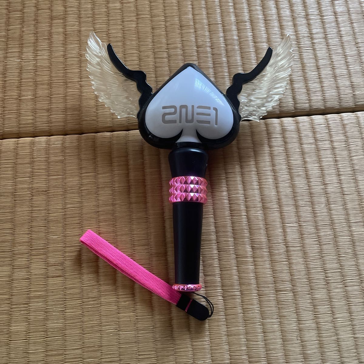 2NE1 ペンライト|Yahoo!フリマ(旧PayPayフリマ) 2NE1 ペンライト|Yahoo!フリマ(旧PayPayフリマ)