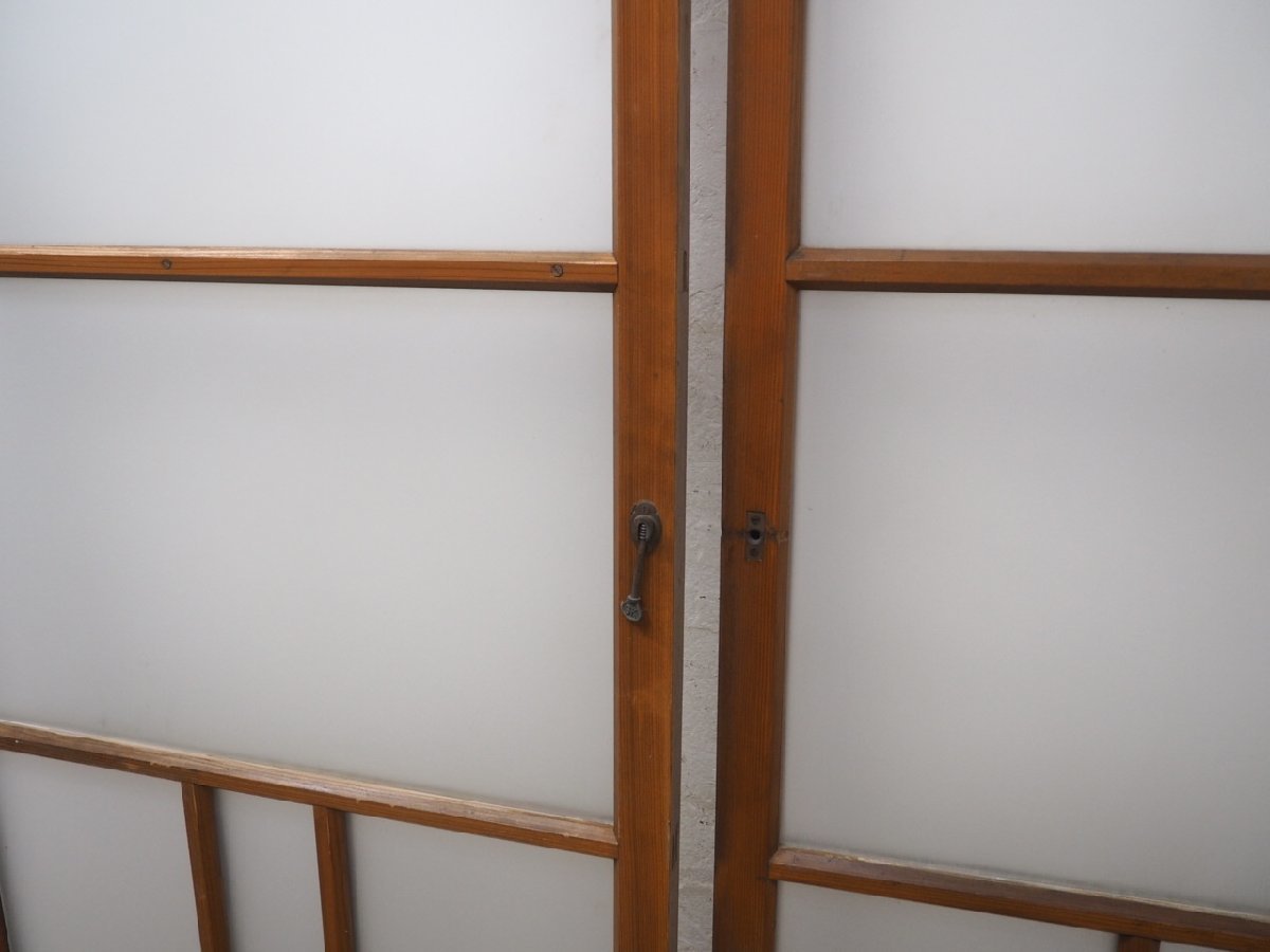 taM0455*(5)[H176cm×W67cm]×2 sheets * Showa Retro . old tree frame glass door * fittings sliding door sash used housing reform movie photographing Vintage M pine 