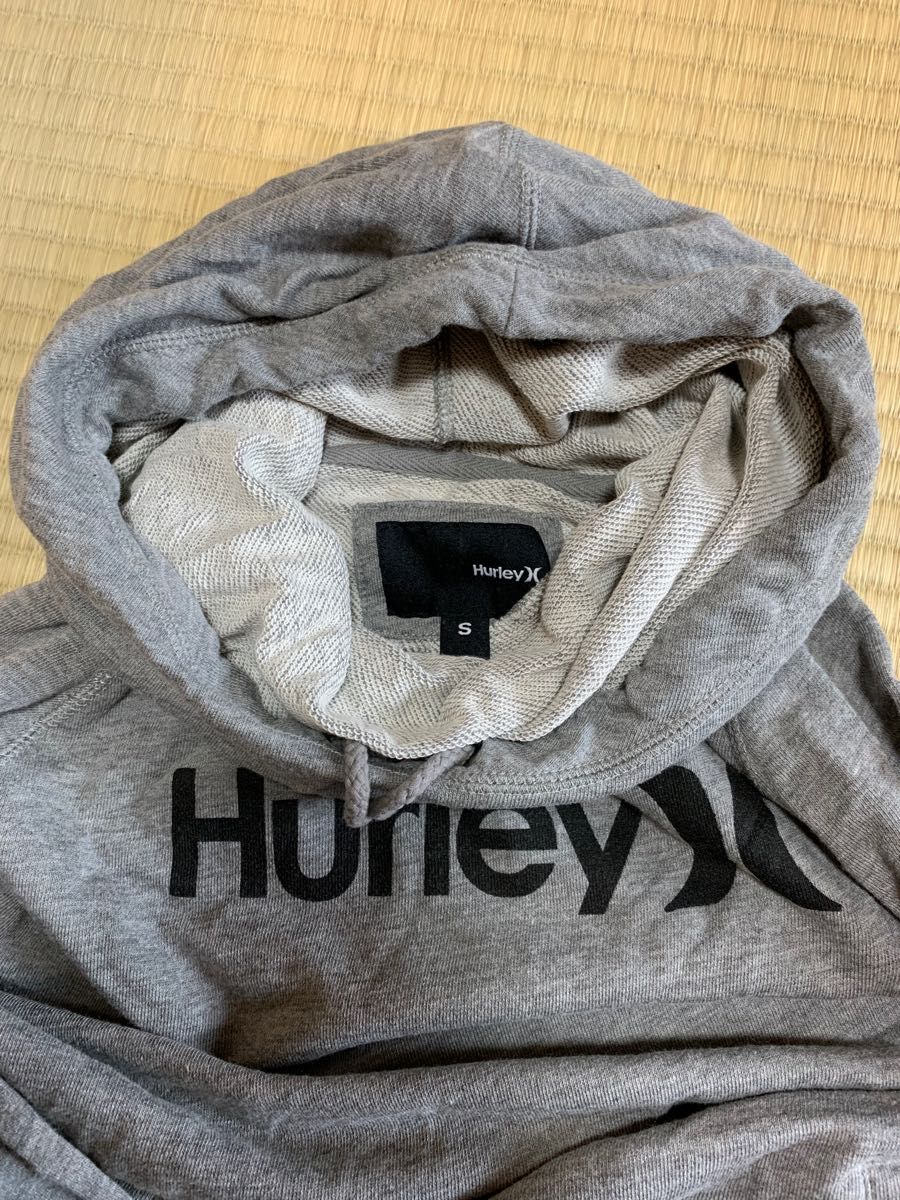 【新品未使用】Hurley レディースポケット付き長袖