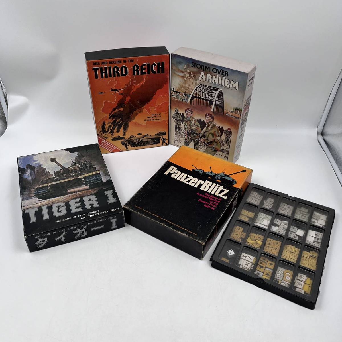 現状品 PanzerBlitz ボードゲーム-