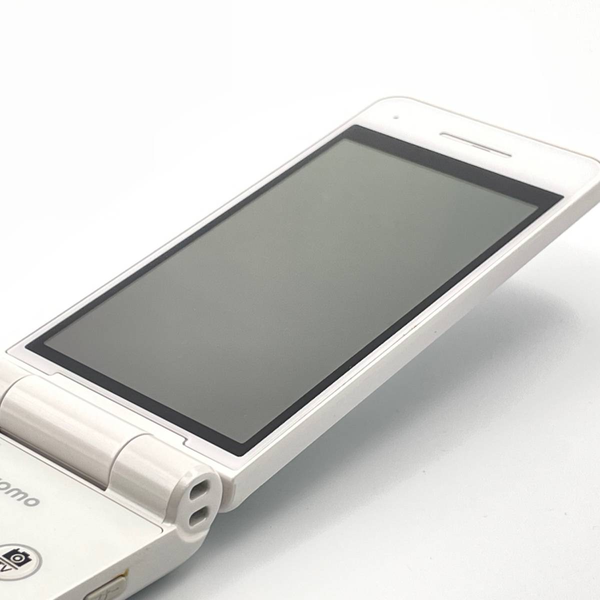 中古品 P-smart ケータイ P-01J ホワイト ドコモ 1円 から 売り切り