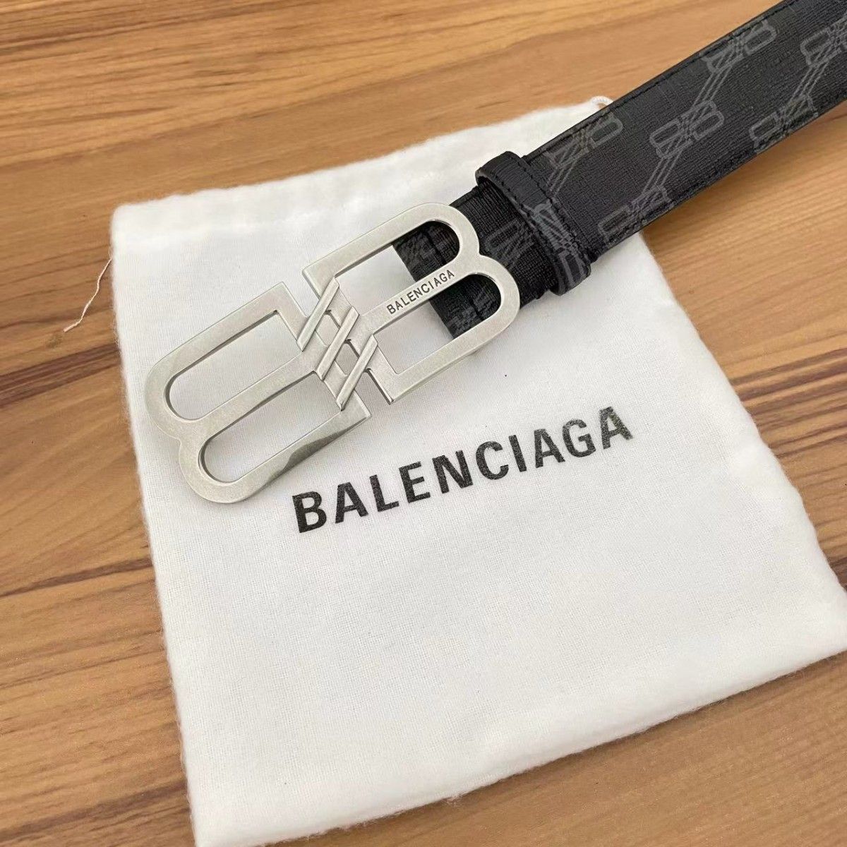 未使用 バレンシアガ BALENCIAGA ベルト BB 90cm｜PayPayフリマ