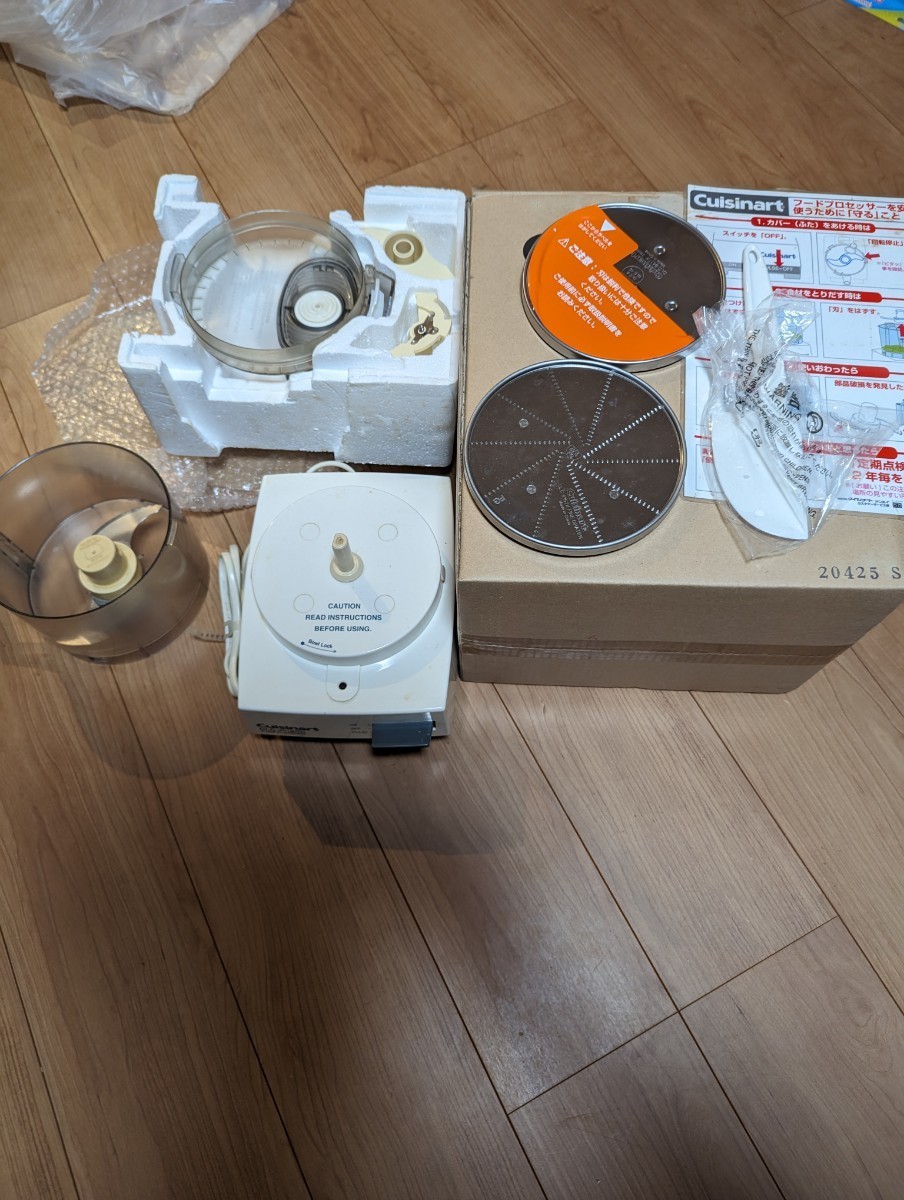 お気に入り】 クイジナート Cuisinart フードプロセッサー DLC-10PLUS