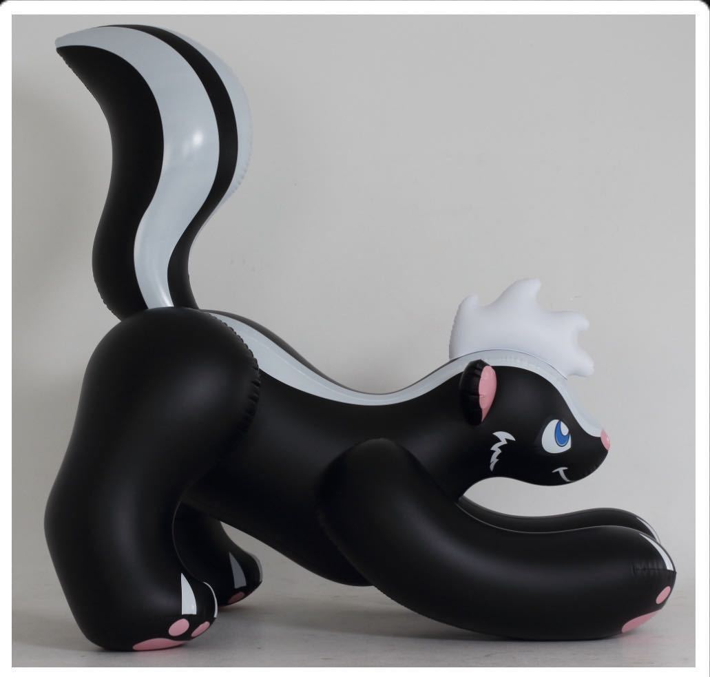  black skunk float air vinyl manner boat swim ring rare new product new goods unused unopened rare Inflatable World made 
