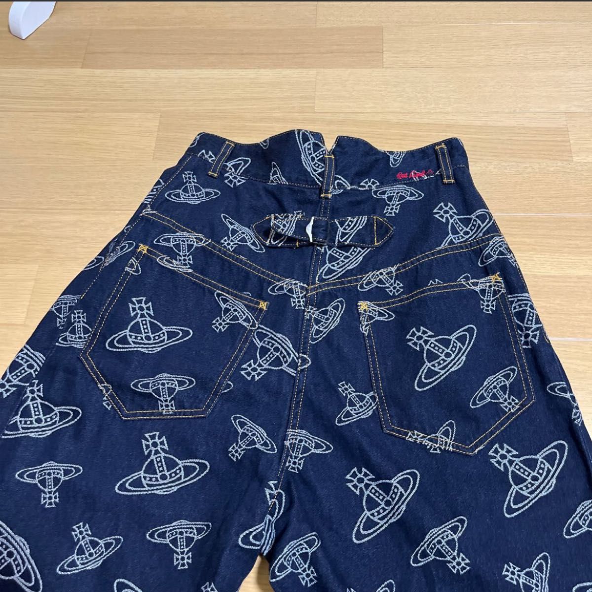 Vivienne Westwood ヴィヴィアンウエストウッド 新品 オーブ総柄 Vivienne Westwood ヴィヴィアンウエストウッド 新品 オーブ総柄