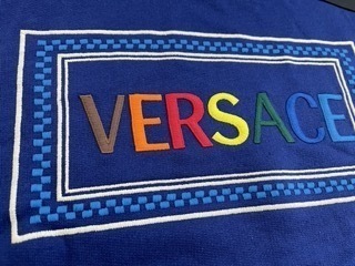 【VERSACE KIDS】Young Versace★フーディー★６歳サイズ_画像4
