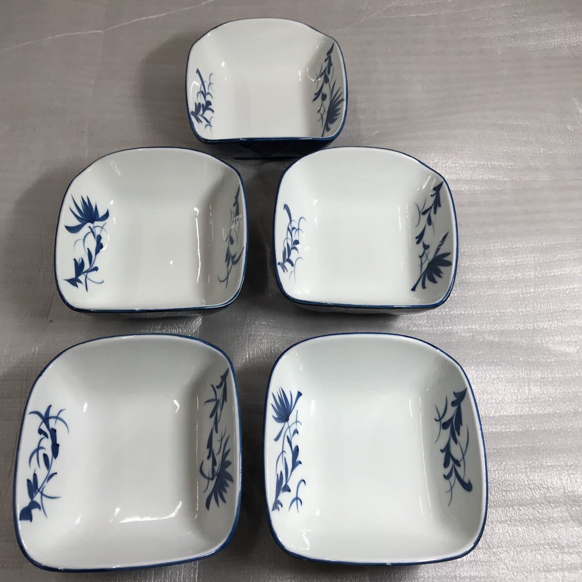 和食器 角皿 小皿 小鉢 絵 陶器 陶芸 5客セット 長期保管品 ※1枚欠けありの画像2